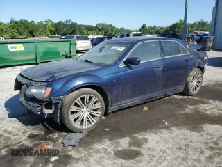 2013 Chrysler 300 S z VIN 2C3CCABG8DH672401, wystawiony jako Copart lot #53351785 z przebiegiem 169 530 mil mil oraz Nie do naprawy • Non repairable. Historia ofert i sprzedaży dostępna na DreamBid. Obrazek 1.