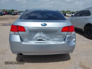 2014 Subaru Legacy Premium z VIN 4S3BMCC66E3026641, wystawiony jako IAAI lot #42621371 z przebiegiem 139 187 mil mil oraz . Historia ofert i sprzedaży dostępna na DreamBid. Obrazek 16.