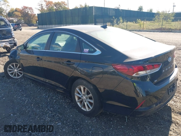 2019 Hyundai Sonata SE with VIN 5NPE24AF8KH755123, listed as a IAAI auction lot 40611551 with Not Provided miles and . Bid and sale history available at carsss.com. Image 3.