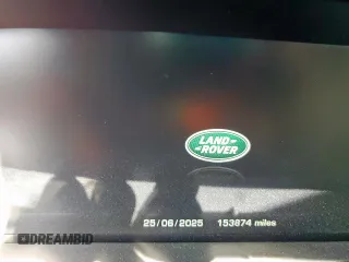 2014 Land Rover Range Rover HSE with VIN SALGS2WF1EA182740, listed as a Copart auction lot 61433785 with 153,874 mi miles and Salvage title. Bid and sale history available at DreamBid. Image 9.