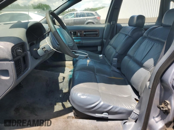 1995 Chevrolet Caprice with VIN 1G1BL52P8SR191830, listed as a Copart auction lot 64043925 with 154,320 mi miles and Clean title. Bid and sale history available at DreamBid. Image 7.