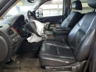 2010 Chevrolet Avalanche LTZ with VIN 3GNVKGE01AG226716, listed as a Copart auction lot 63428994 with 0 mi miles and Salvage Title. Bid and sale history available at carsss.com. Image 7.