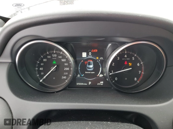 2018 Land Rover Discovery with VIN SALCT2RX8JH743713, listed as a Copart auction lot 83046054 with 113,231 mi miles and Clean Title. Bid and sale history available at DreamBid. Image 9.