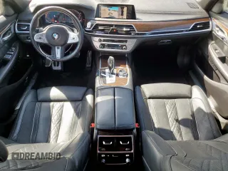 2022 BMW 7 Series 740i with VIN WBA7T2C01NCK41405, listed as a Copart auction lot 50586975 with 45,454 mi miles and Salvage Title. Bid and sale history available at carsss.com. Image 8.