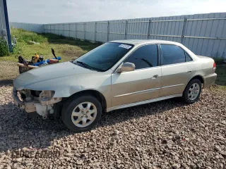 2001 Honda Accord z VIN JHMCG55611C011168, wystawiony jako Copart lot #60723735 z przebiegiem 312 115 mil mil oraz Czysty tytuł • Clean title. Historia ofert i sprzedaży dostępna na DreamBid. Obrazek 1.