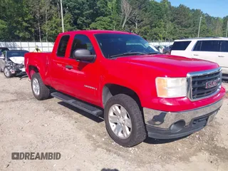 2008 GMC Sierra 1500 SLE1 z VIN 1GTEC19J78Z169485, wystawiony jako IAAI lot #42332068 z przebiegiem 203 775 mil mil oraz . Historia ofert i sprzedaży dostępna na DreamBid. Obrazek 1.