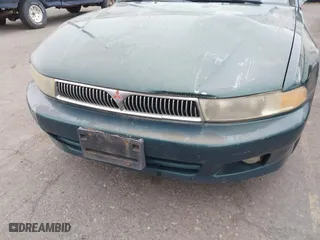 2001 Mitsubishi Galant ES with VIN 4A3AA46G81E210487, listed as a IAAI auction lot 42120831 with 1 mi miles. Bid and sale history available at carsss.com. Image 10.