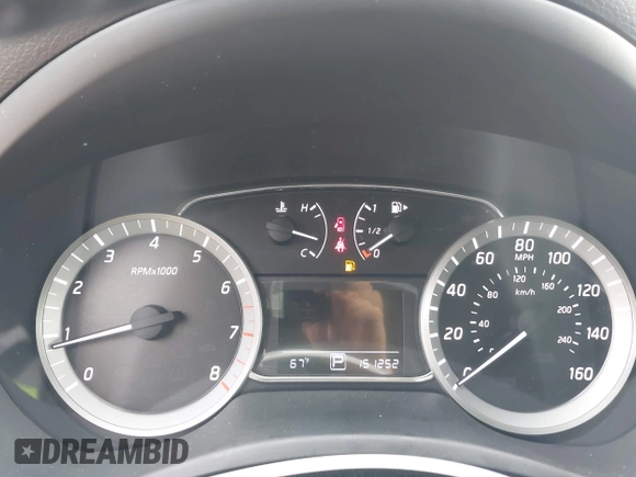 2014 Nissan Sentra SR with VIN 3N1AB7AP5EY238624, listed as a IAAI auction lot 41956651 with 151,252 mi miles and . Bid and sale history available at DreamBid. Image 7.