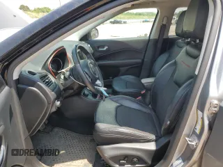 2017 Jeep Compass Trailhawk with VIN 3C4NJDDB1HT646751, listed as a Copart auction lot 62583555 with 99,974 mi miles and Salvage title. Bid and sale history available at DreamBid. Image 7.