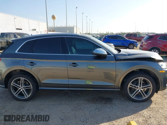 2018 Audi SQ5 Premium Plus z VIN WA1A4AFY1J2147407, wystawiony jako IAAI lot #40910292 z przebiegiem 74 942 mil mil oraz . Historia ofert i sprzedaży dostępna na DreamBid. Obrazek 13.