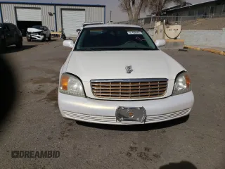 2004 Cadillac DeVille z VIN 1G6KD54Y54U181978, wystawiony jako Copart lot #47458905 z przebiegiem 145 708 mil mil oraz Szkody całkowita. Historia ofert i sprzedaży dostępna na DreamBid. Obrazek 5.