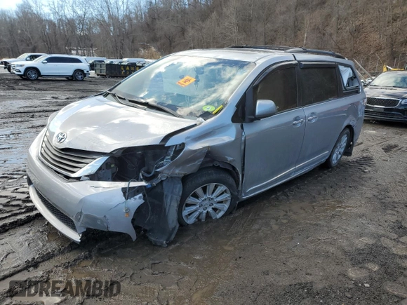 2012 Toyota Sienna XLE with VIN 5TDDK3DC9CS047675, listed as a Copart auction lot 43579335 with 0 mi miles and Clean Title. Bid and sale history available at carsss.com. Image 1.