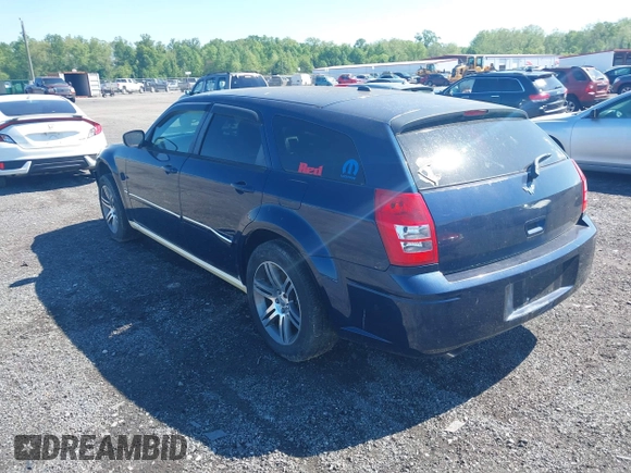 2005 Dodge Magnum R/T with VIN 2D4GZ58285H547255, listed as a IAAI auction lot 42229191 with 132,772 mi miles and . Bid and sale history available at carsss.com. Image 3.