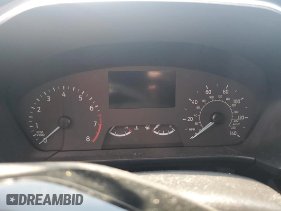 2022 Ford Escape SE z VIN 1FMCU9G67NUB69346, wystawiony jako Copart lot #63013015 z przebiegiem Nie podano mil oraz Czysty tytuł • Clean title. Historia ofert i sprzedaży dostępna na DreamBid. Obrazek 9.