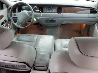 2001 Lincoln Town Car Signature with VIN 1LNHM82W11Y683915, listed as a Copart auction lot 50395865 with Not provided miles and Non repairable. Bid and sale history available at DreamBid. Image 8.