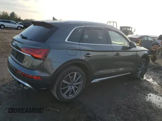 2022 Audi SQ5 Premium Plus with VIN WA1B4AFY8N2091606, listed as a Copart auction lot 86721464 with 10,869 mi miles and Salvage Title. Bid and sale history available at carsss.com. Image 3.