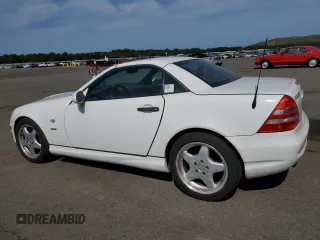 1999 Mercedes-Benz SLK-Class with VIN WDBKK47F9XF130501, listed as a Copart auction lot 71770824 with 124,669 mi miles and Clean Title. Bid and sale history available at carsss.com. Image 2.