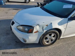 2006 Pontiac Grand Prix with VIN 2G2WP552361105260, listed as a IAAI auction lot 41860149 with 182,918 mi miles. Bid and sale history available at carsss.com. Image 6.