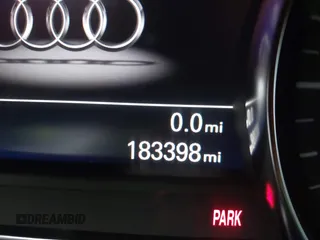 2012 Audi A8 z VIN WAURVAFD5CN008320, wystawiony jako IAAI lot #41508237 z przebiegiem 183 398 mil mil oraz . Historia ofert i sprzedaży dostępna na DreamBid. Obrazek 15.