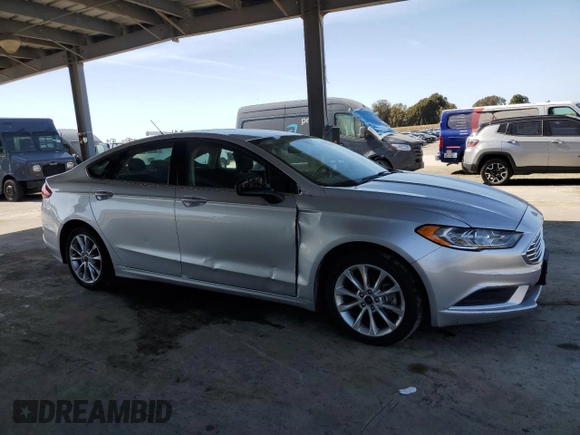 2017 Ford Fusion SE with VIN 3FA6P0HD3HR257927, listed as a Copart auction lot 52591085 with 107,443 mi miles and Clean Title. Bid and sale history available at DreamBid. Image 4.