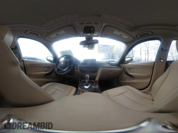 2015 BMW 3 Series 328i xDrive with VIN WBA3B5G55FNS12357, listed as a IAAI auction lot 41564058 with 91,573 mi miles. Bid and sale history available at carsss.com. Image 18.