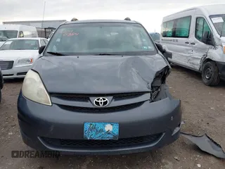 2007 Toyota Sienna CE with VIN 5TDZK23C97S047120, listed as a IAAI auction lot 42010384 with 186,070 mi miles. Bid and sale history available at carsss.com. Image 12.
