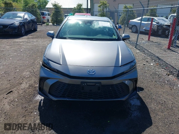 2025 Toyota Camry LE with VIN 4T1DAACK6SU557374, listed as a IAAI auction lot 42135249 with 516 mi miles and . Bid and sale history available at DreamBid. Image 12.