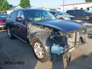 2016 Infiniti QX70 z VIN JN8CS1MW6GM750425, wystawiony jako IAAI lot #42259340 z przebiegiem 79 350 mil mil oraz . Historia ofert i sprzedaży dostępna na DreamBid. Obrazek 1.
