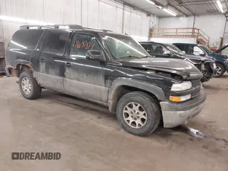 2004 Chevrolet Suburban Z71 with VIN 3GNFK16Z94G288951, listed as a IAAI auction lot 41697814 with 176,257 mi miles. Bid and sale history available at carsss.com. Image 1.