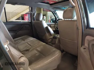 2006 Toyota Sequoia SR5 with VIN 5TDBT44A16S262643, listed as a IAAI auction lot 41658275 with 403,034 mi miles and . Bid and sale history available at DreamBid. Image 8.