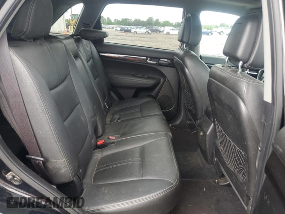 2011 Kia Sorento EX with VIN 5XYKUDA23BG037514, listed as a Copart auction lot 55609025 with 186,135 mi miles and Clean Title. Bid and sale history available at DreamBid. Image 11.