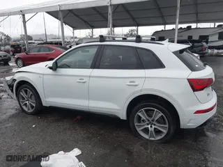 2025 Audi Q5 S line Premium with VIN WA1GAAFY2S2029189, listed as a IAAI auction lot 41576981 with 1,595 mi miles. Bid and sale history available at carsss.com. Image 14.