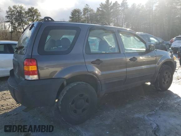 2006 Ford Escape XLS with VIN 1FMYU02Z36KA52010, listed as a Copart auction lot 43130235 with 224,006 mi miles and Clean Title. Bid and sale history available at carsss.com. Image 3.