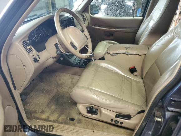 2001 Mercury Mountaineer z VIN 4M2DU86P01UJ03044, wystawiony jako Copart lot #73400314 z przebiegiem 110 738 mil mil oraz Czysty tytuł • Clean title. Historia ofert i sprzedaży dostępna na DreamBid. Obrazek 7.