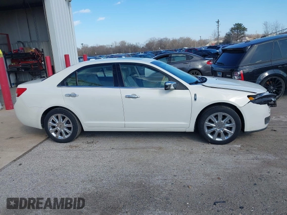 2012 Lincoln MKZ with VIN 3LNHL2JC4CR831614, listed as a IAAI auction lot 41883378 with 92,819 mi miles. Bid and sale history available at carsss.com. Image 13.