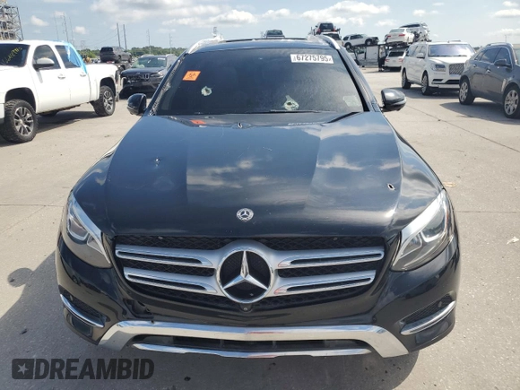 2018 Mercedes-Benz GLC 300 z VIN WDC0G4JB0JV047191, wystawiony jako Copart lot #67275795 z przebiegiem Nie podano mil oraz Czysty tytuł • Clean title. Historia ofert i sprzedaży dostępna na DreamBid. Obrazek 5.