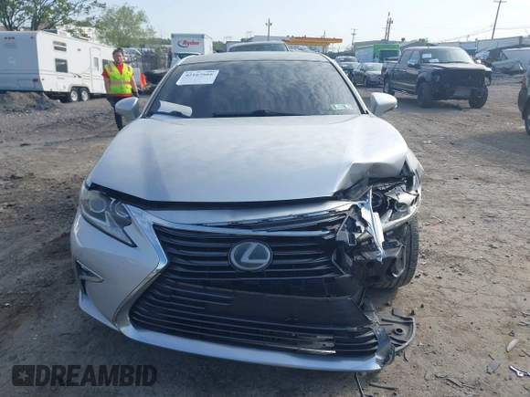 2016 Lexus ES 330 z VIN 58ABK1GG9GU016619, wystawiony jako IAAI lot #42167666 z przebiegiem 135 010 mil mil oraz . Historia ofert i sprzedaży dostępna na DreamBid. Obrazek 11.