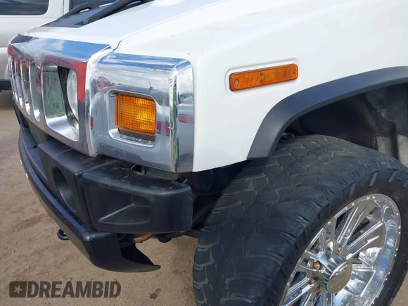 2003 Hummer H2 with VIN 5GRGN23U83H116139, listed as a IAAI auction lot 41495435 with Not Provided miles. Bid and sale history available at carsss.com. Image 17.