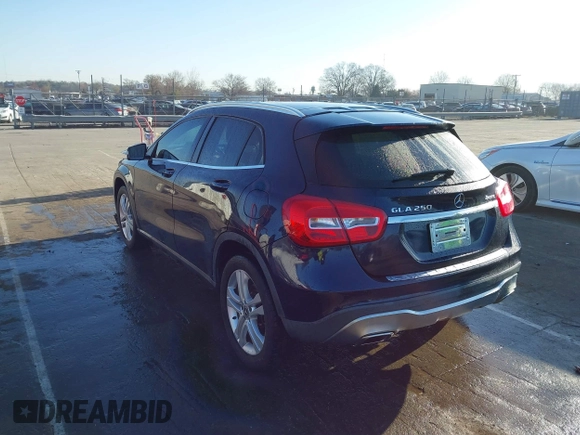 2018 Mercedes-Benz GLA 250 z VIN WDCTG4GB1JJ465643, wystawiony jako IAAI lot #41784595 z przebiegiem 67 849 mil mil oraz . Historia ofert i sprzedaży dostępna na DreamBid. Obrazek 3.