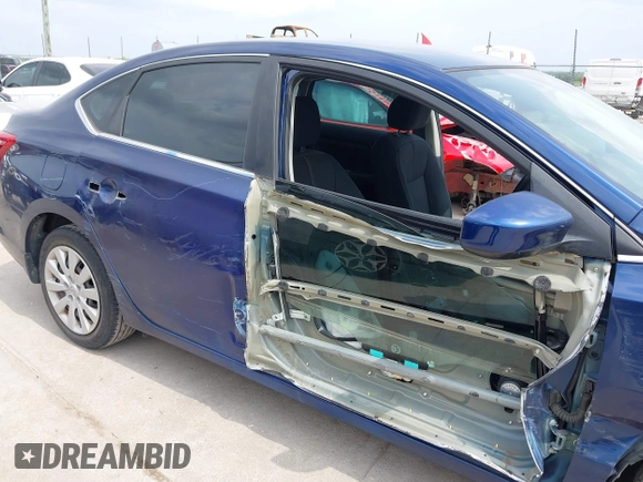 2017 Nissan Sentra SR z VIN 3N1AB7AP9HY232457, wystawiony jako IAAI lot #42120556 z przebiegiem 37 751 mil mil oraz . Historia ofert i sprzedaży dostępna na DreamBid. Obrazek 6.