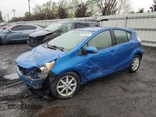 2014 Toyota Prius One z VIN JTDKDTB30E1062747, wystawiony jako Copart lot #56108815 z przebiegiem 168 572 mil mil oraz Szkoda całkowita • Salvage title. Historia ofert i sprzedaży dostępna na DreamBid. Obrazek 1.