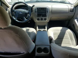 2005 Ford Explorer XLT z VIN 1FMZU73E85ZA18224, wystawiony jako Copart lot #55855745 z przebiegiem Nie podano mil oraz Tytuł czysty. Historia ofert i sprzedaży dostępna na DreamBid. Obrazek 8.