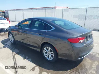 2015 Chrysler 200 Limited z VIN 1C3CCCAB2FN569986, wystawiony jako IAAI lot #42129729 z przebiegiem 100 794 mil mil oraz . Historia ofert i sprzedaży dostępna na DreamBid. Obrazek 3.