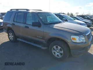 2006 Ford Explorer XLS z VIN 1FMEU62E26UA64043, wystawiony jako IAAI lot #41878093 z przebiegiem 124 675 mil mil oraz . Historia ofert i sprzedaży dostępna na DreamBid. Obrazek 1.
