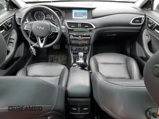 2018 Infiniti QX30 Premium with VIN SJKCH5CR0JA054730, listed as a Copart auction lot 40998554 with 33,126 mi miles. Bid and sale history available at carsss.com. Image 8.