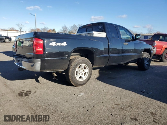 2006 Dodge Dakota SLT with VIN 1D7HW42K46S524262, listed as a Copart auction lot 82985654 with 124,170 mi miles and Salvage Title. Bid and sale history available at DreamBid. Image 3.