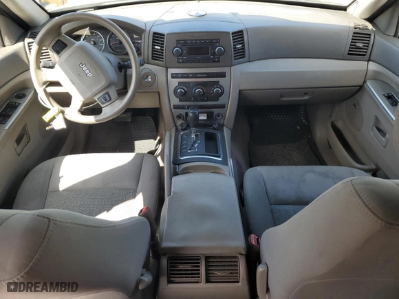 2007 Jeep Grand Cherokee Laredo with VIN 1J8GS48K07C699301, listed as a Copart auction lot 51000705 with 104,256 mi miles and Clean Title. Bid and sale history available at carsss.com. Image 8.