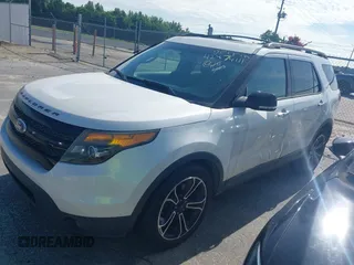 2014 Ford Explorer Sport with VIN 1FM5K8GT2EGC04825, listed as a IAAI auction lot 42676111 with 183,023 mi miles and . Bid and sale history available at DreamBid. Image 17.