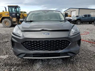 2020 Ford Escape SE with VIN 1FMCU9G61LUB01248, listed as a Copart auction lot 56591795 with 76,638 mi miles and Salvage title. Bid and sale history available at DreamBid. Image 5.
