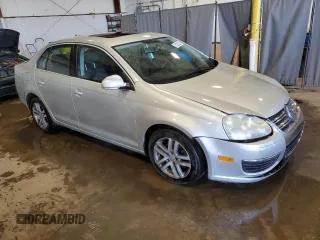 2006 Volkswagen Jetta 2.5L with VIN 3VWSG71K96M646735, listed as a Copart auction lot 52293215 with 64,528 mi miles and Salvage title. Bid and sale history available at DreamBid. Image 4.